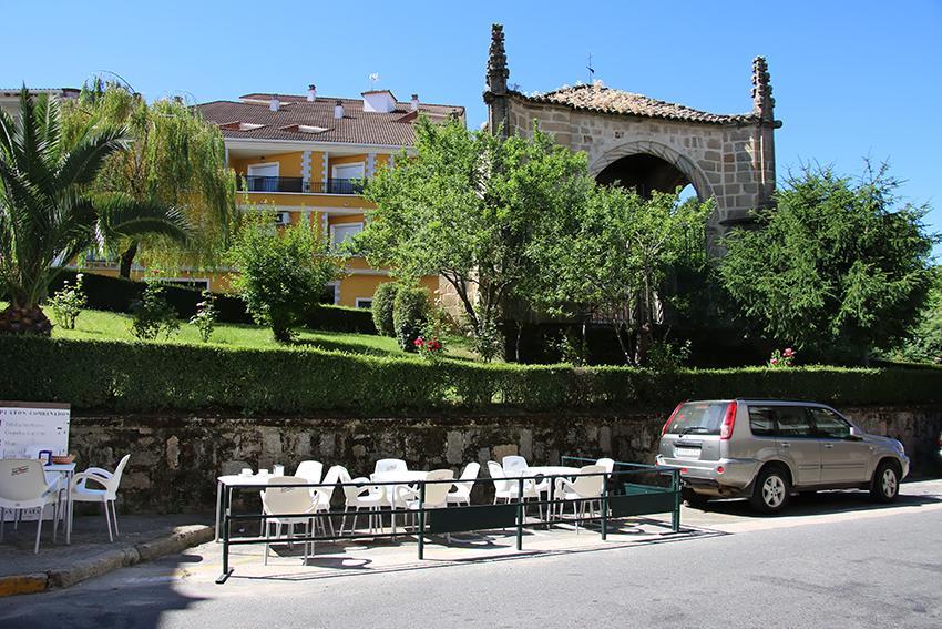 Hostal La Taberna Arenas de San Pedro Exterior photo